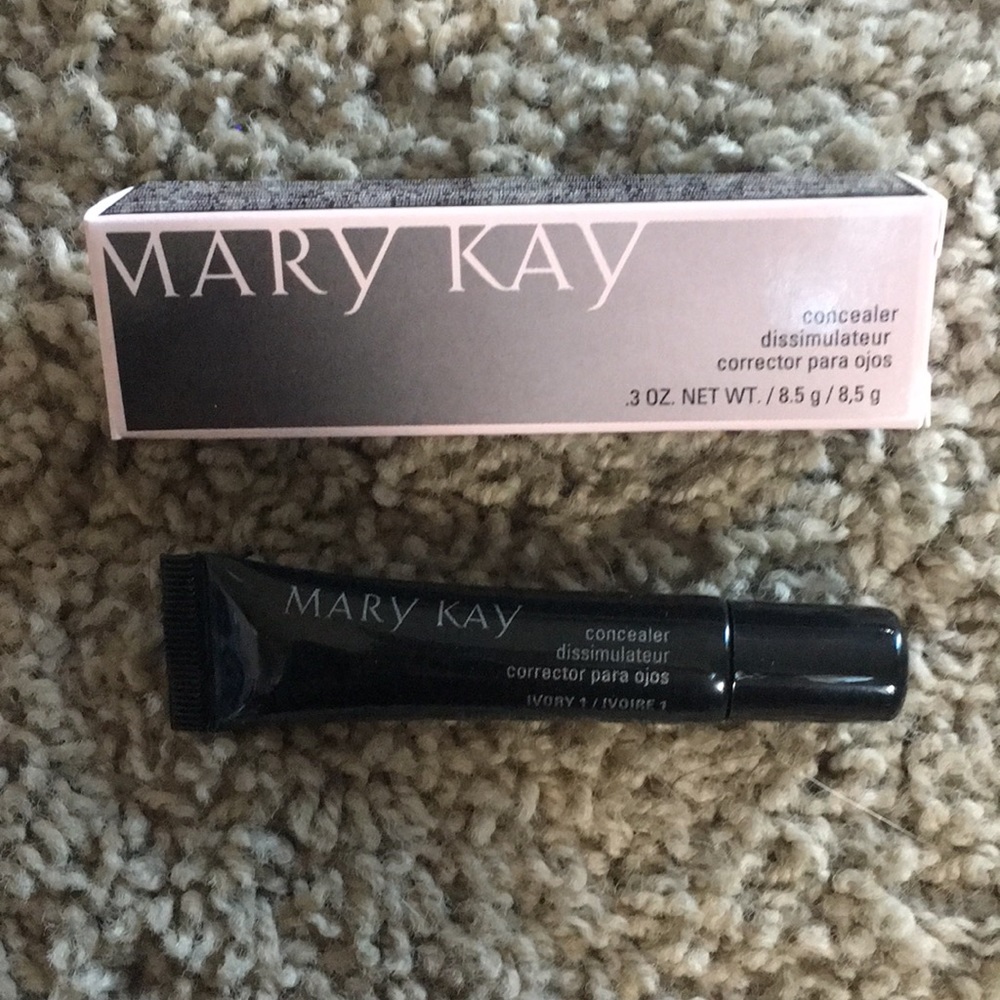 Mary Kay Ivory 1 concealer - discontinued